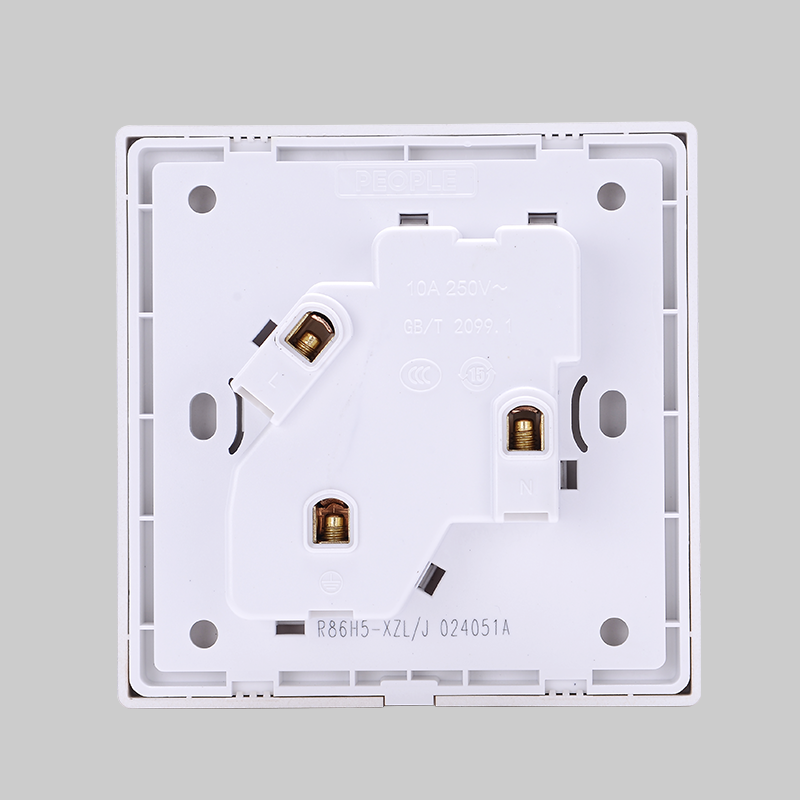 人民電器斜五孔插座(R86H5) 